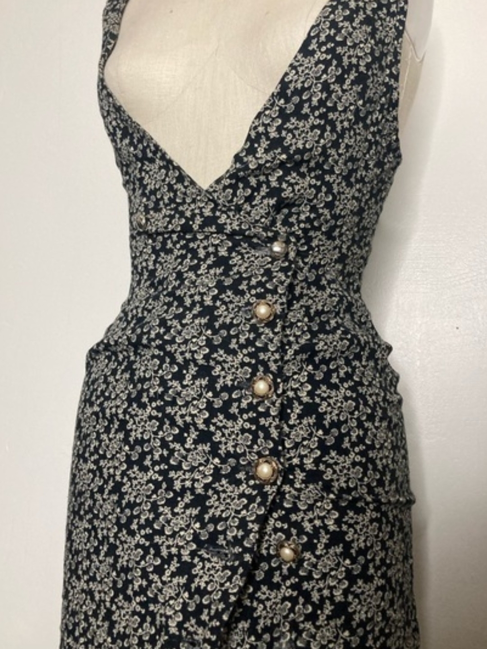 Vintage 90s Grunge Black Floral Button-Front Women’s Dress - Picture 2 of 4